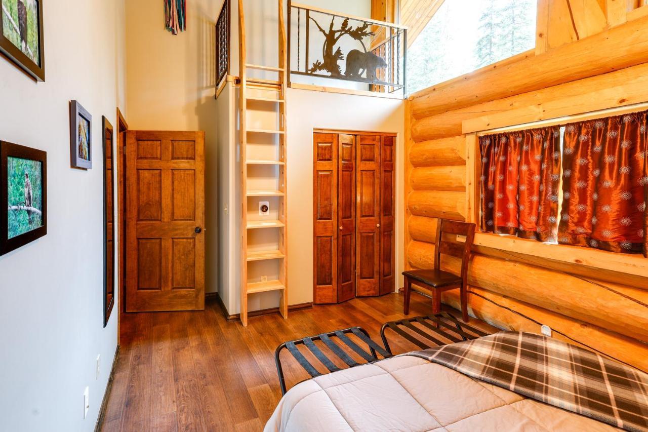 Riverside Log Cabin On-Site Aurora Viewing! North Pole エクステリア 写真